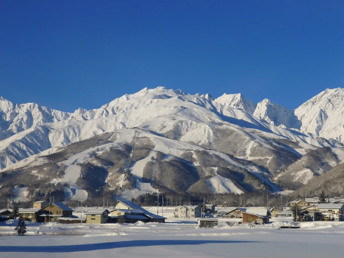 白马八方尾根滑雪场